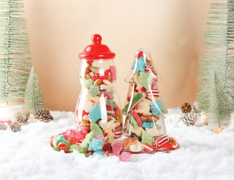Plastic-Christmas-Tree-and-Snowman