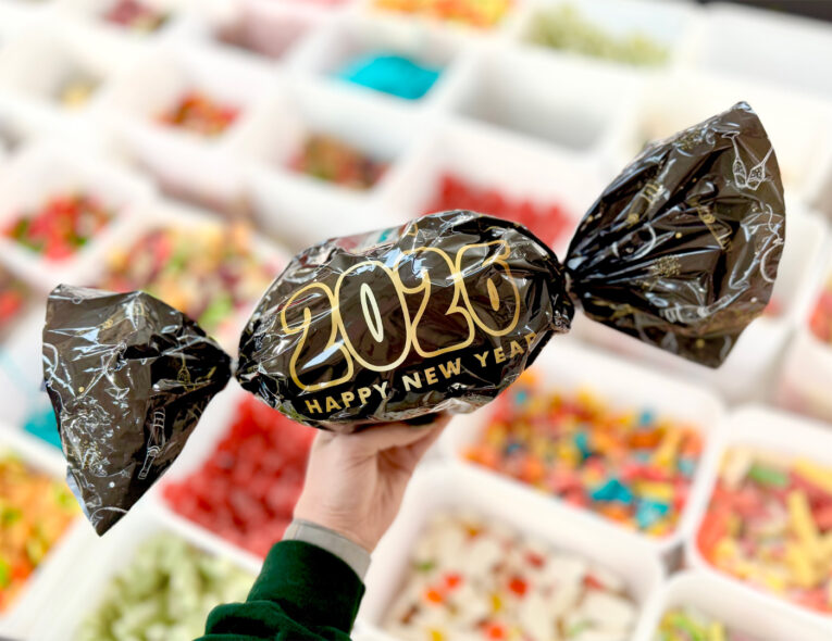 New-Years-Giant-Sweet-2