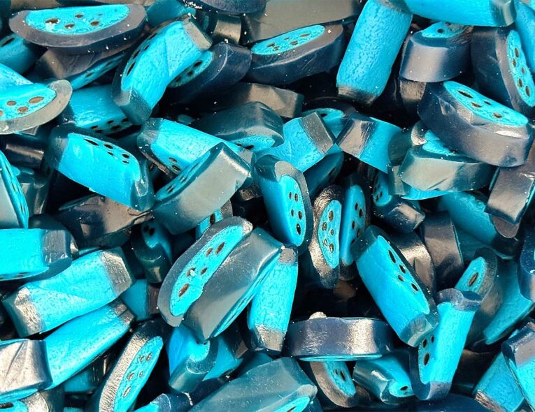 Peelable-Blue-Raspberry-Slices