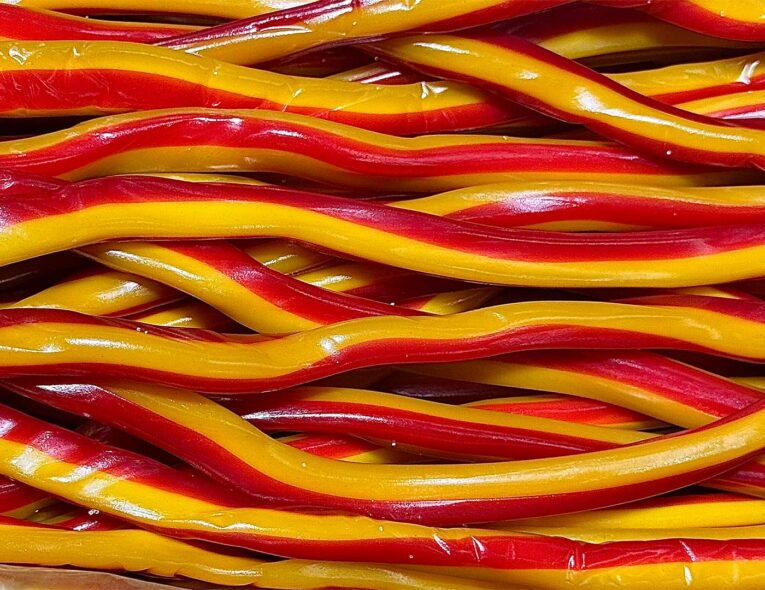 Rhubarb-_-Custard-Cables2
