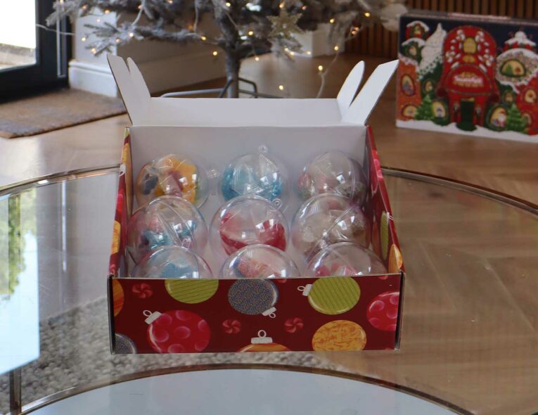 Christmas-Baubles-7