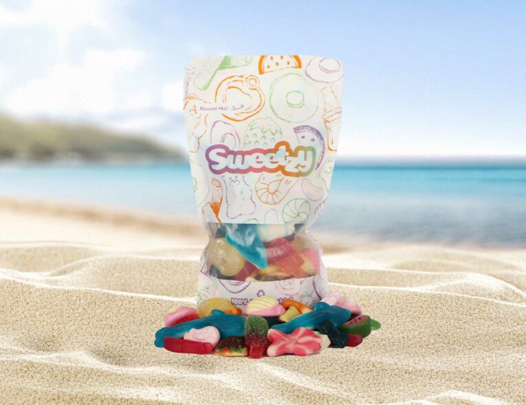 Suitcase-Box 5-(beach-background)
