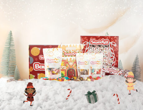 Gingerbread House + Christmas Baubles + Christmas Crackers