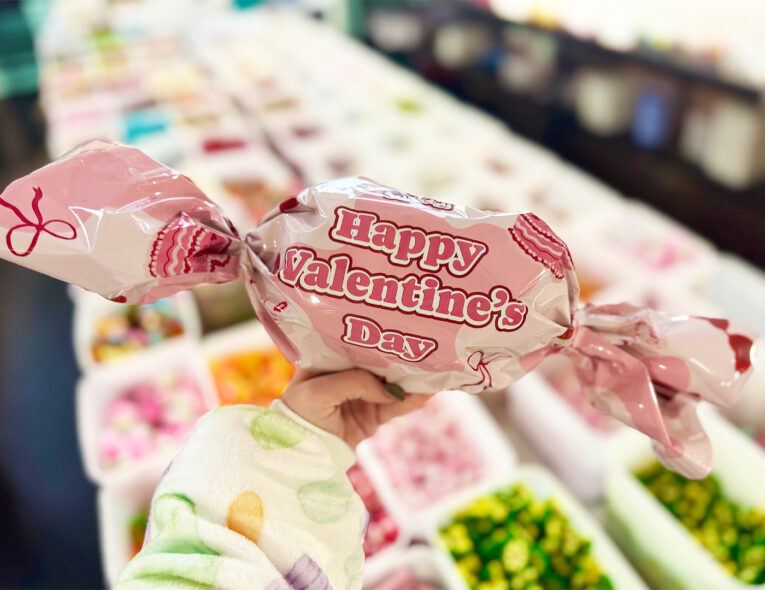 Valentines-Giant-Sweet