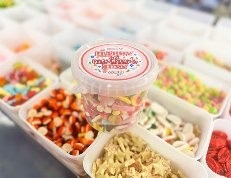 2kg-mother's-day-bucket-3