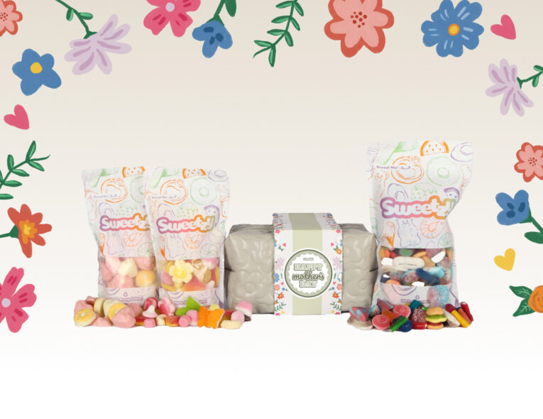 MOT26---Green-Bag-_-contents-5